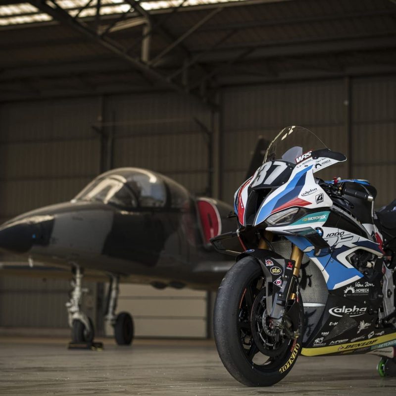 Aéronefs et véhicules pour événements à l'Aéroport International du Castellet